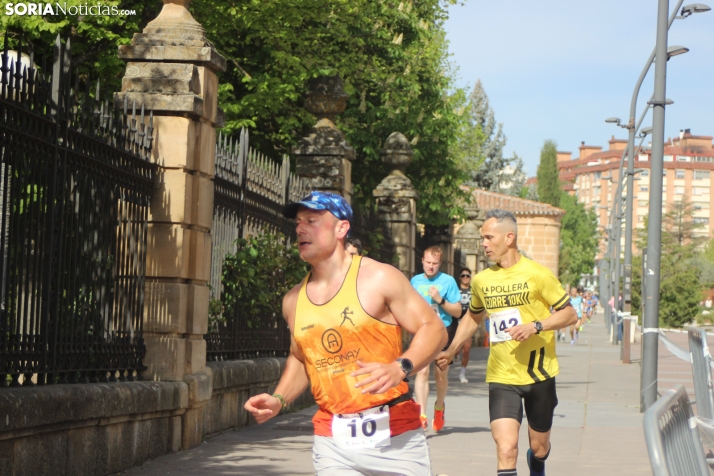 Carrera y marcha solidaria del Día de Castilla y León