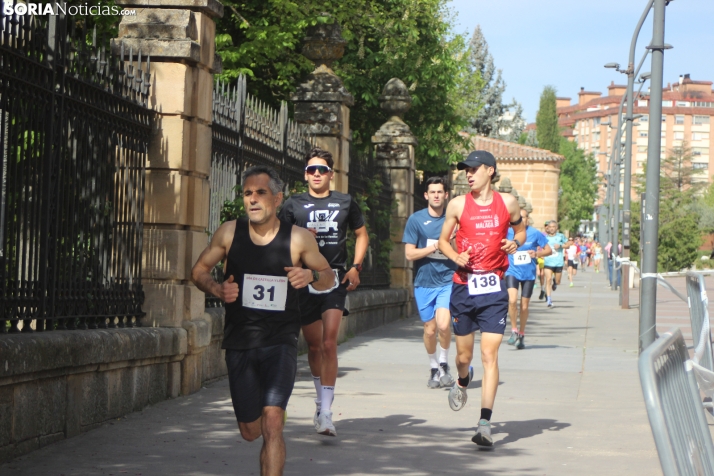 Carrera y marcha solidaria del Día de Castilla y León