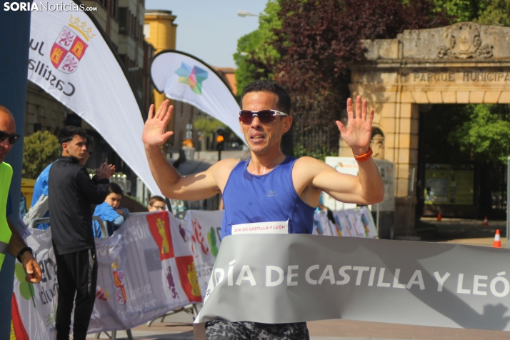 Carrera y marcha solidaria del Día de Castilla y León