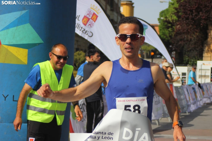 Carrera y marcha solidaria del Día de Castilla y León