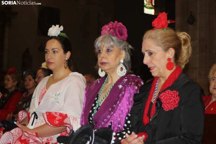 Misa rociera en la Iglesia de la Virgen del Espino