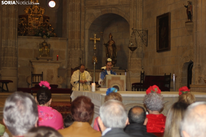 Misa rociera en la Iglesia de la Virgen del Espino
