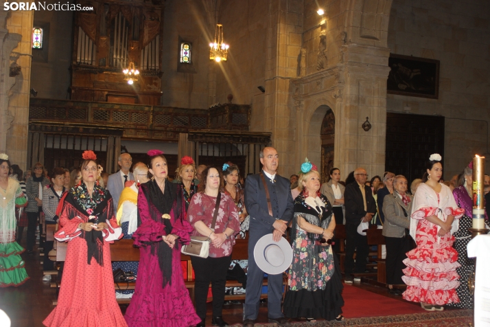 Misa rociera en la Iglesia de la Virgen del Espino