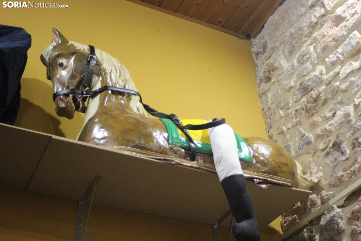 Comparsa de Gigantes y Cabezudos