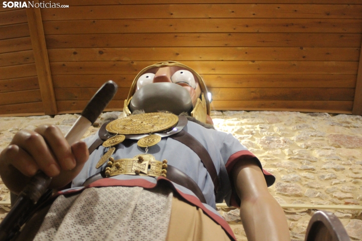 Comparsa de Gigantes y Cabezudos