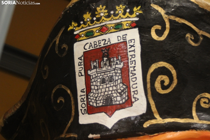 Comparsa de Gigantes y Cabezudos