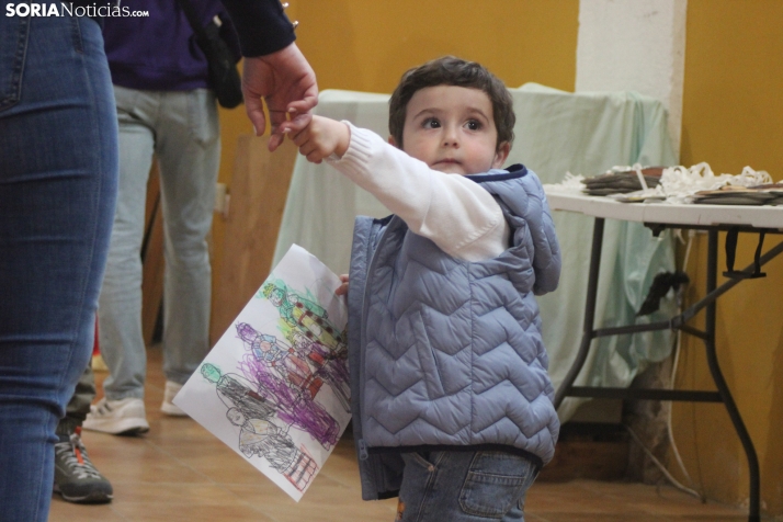 Comparsa de Gigantes y Cabezudos