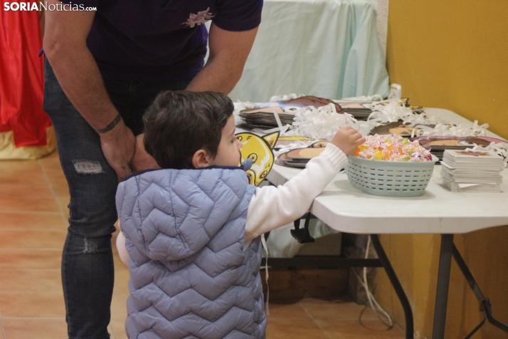 Comparsa de Gigantes y Cabezudos