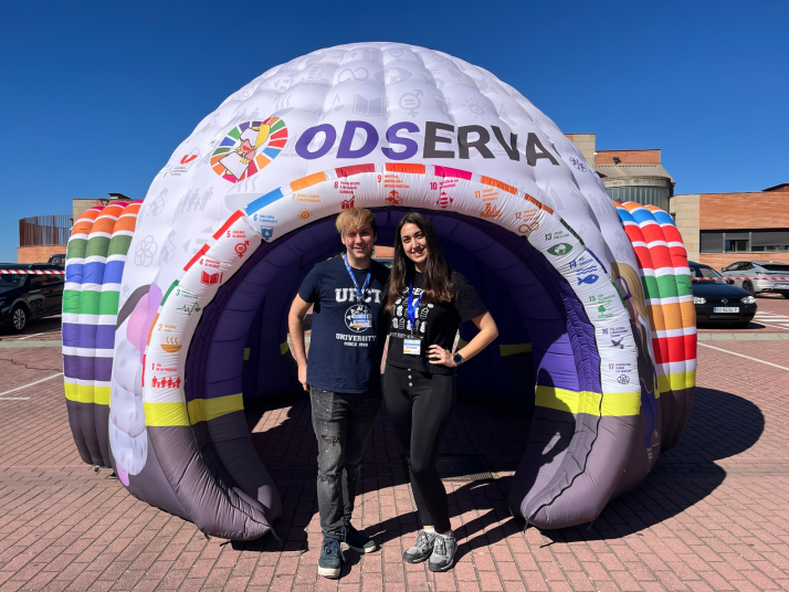 Gafas de realidad virtual y ODSians que te guían: una nueva forma de aprender sobre los Objetivos de Desarrollo Sostenible