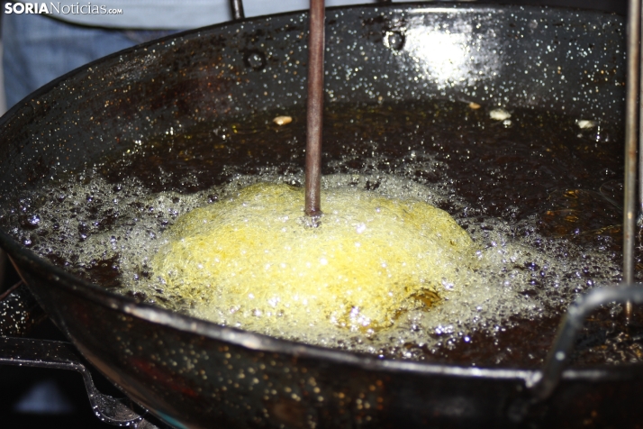 Rosquillos y floretas: protagonistas de la jornada de convivencia extreme&ntilde;a, en im&aacute;genes