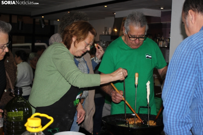 Rosquillos y floretas: protagonistas de la jornada de convivencia extreme&ntilde;a, en im&aacute;genes