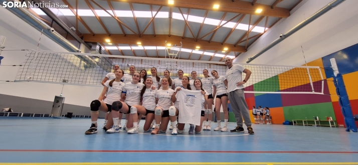 La cantera del voleibol soriano sigue dando sus frutos: El cadete femenino del Río Duero, campeón de Castilla y León