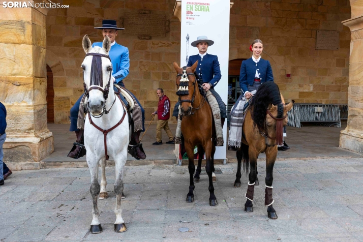Romería Feria de Abril 2026./ Viksar Fotografía