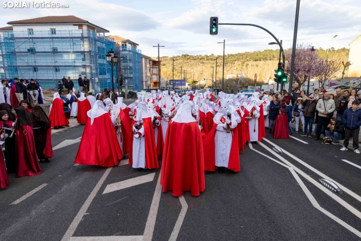 Procesión del Santo Entierro./ Viksar Fotografía