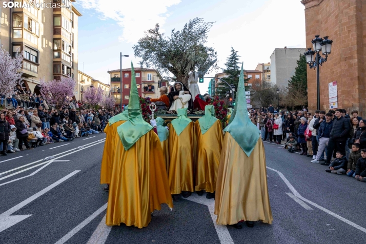 Procesión del Santo Entierro./ Viksar Fotografía
