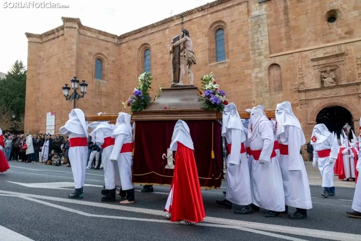 Procesión del Santo Entierro./ Viksar Fotografía
