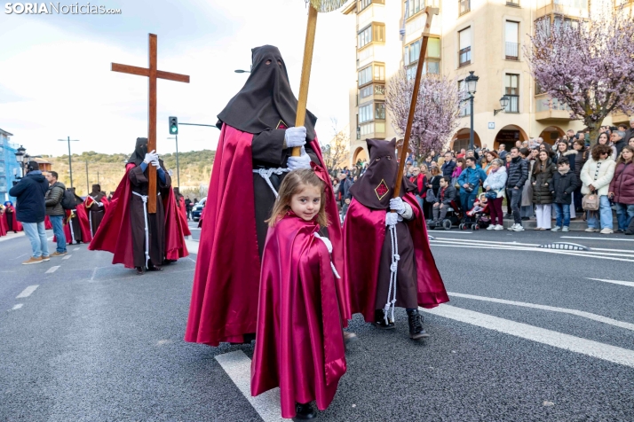 Procesión del Santo Entierro./ Viksar Fotografía