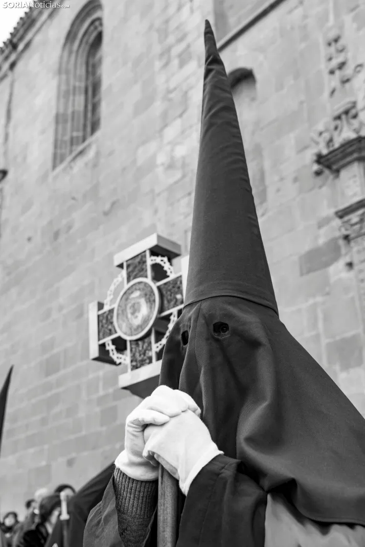 Procesión del Santo Entierro./ Viksar Fotografía