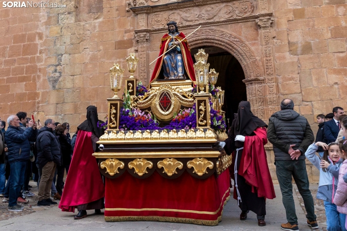 Procesión del Santo Entierro./ Viksar Fotografía
