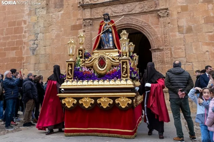 Procesión del Santo Entierro./ Viksar Fotografía