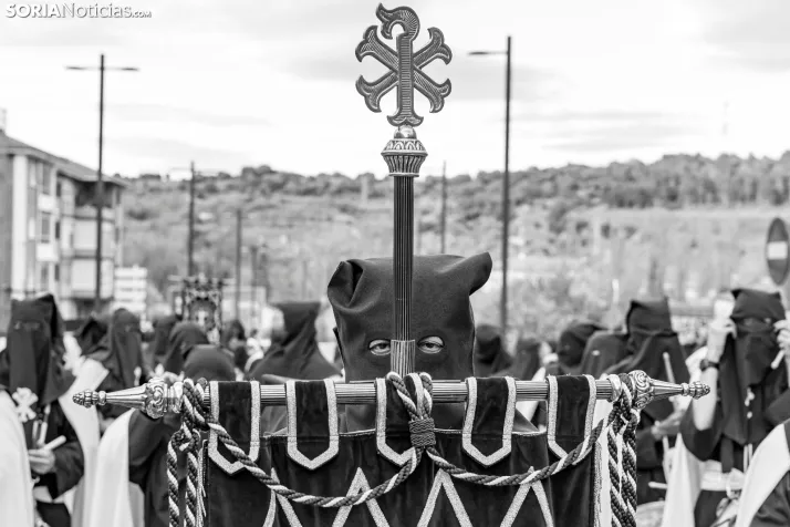 Procesión del Santo Entierro./ Viksar Fotografía