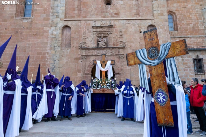 Procesión del Santo Entierro./ Viksar Fotografía