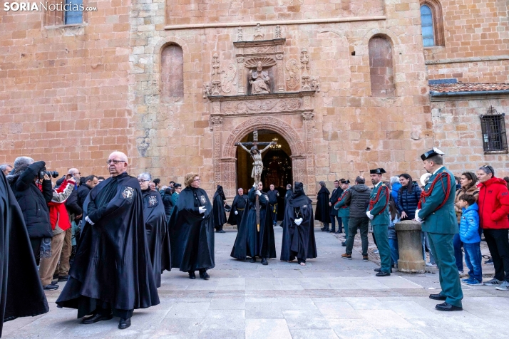 Procesión del Santo Entierro./ Viksar Fotografía