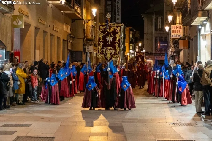 Procesión del Santo Entierro./ Viksar Fotografía