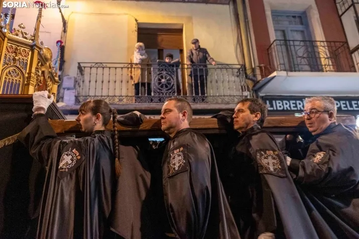 Procesión del Santo Entierro./ Viksar Fotografía