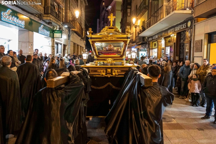 Procesión del Santo Entierro./ Viksar Fotografía