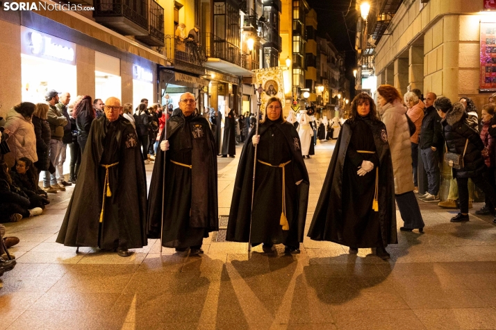 Procesión del Santo Entierro./ Viksar Fotografía