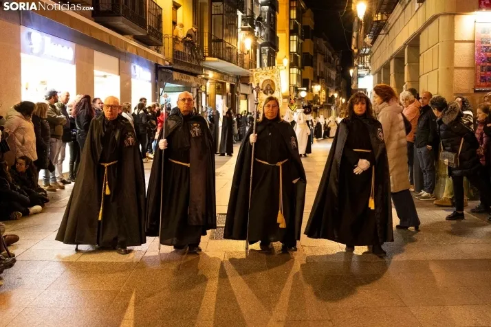 Procesión del Santo Entierro./ Viksar Fotografía