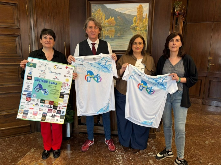 La ciudad vuelve a teñirse de azul con la III Marcha Solidaria Autismo Soria