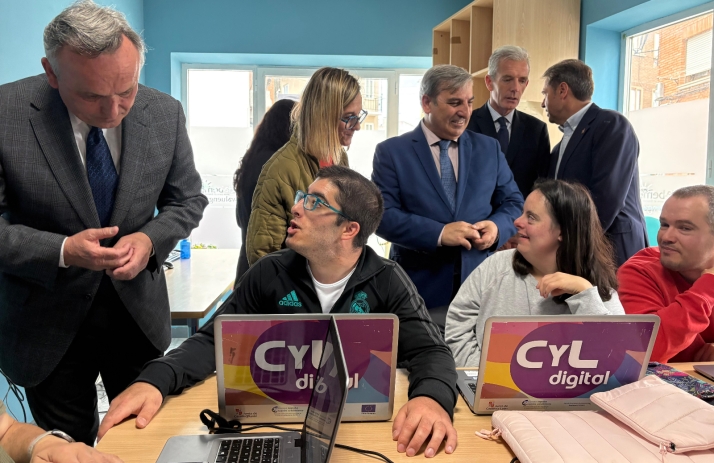 Visita oficial hoy al centro rural ocupacional Fundabem. /Jta.