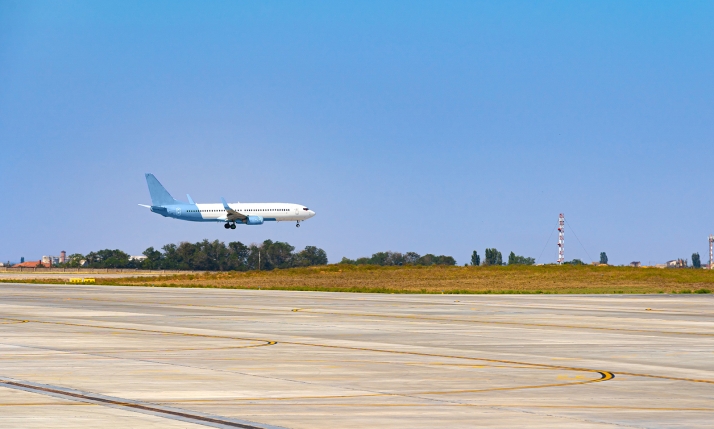 Castilla y León reitera a AENA mejoras y conectividad OSP para aeropuertos en Plan Dora 2027-2031