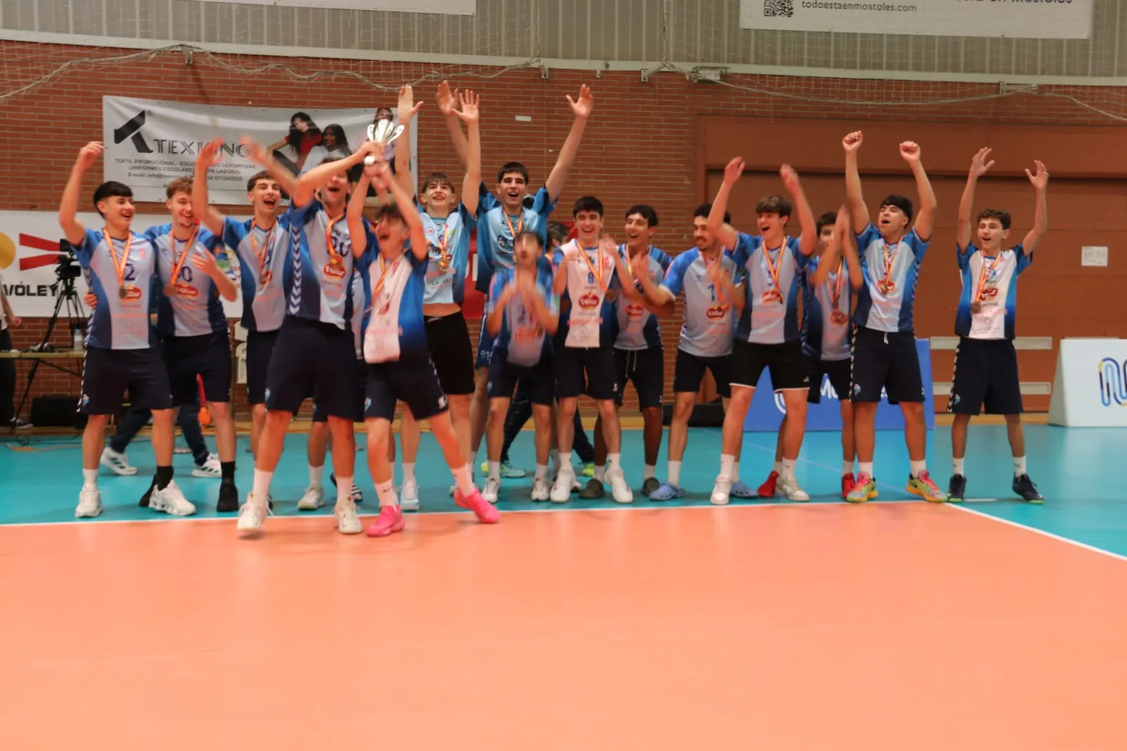 Río Duero Vóley juvenil gana el bronce en el Campeonato de España