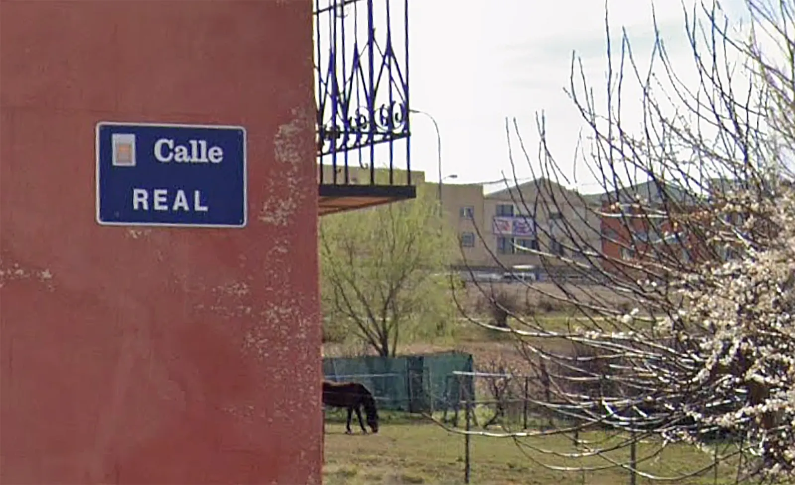 Nuevos números de policía en la calle Real de Las Casas