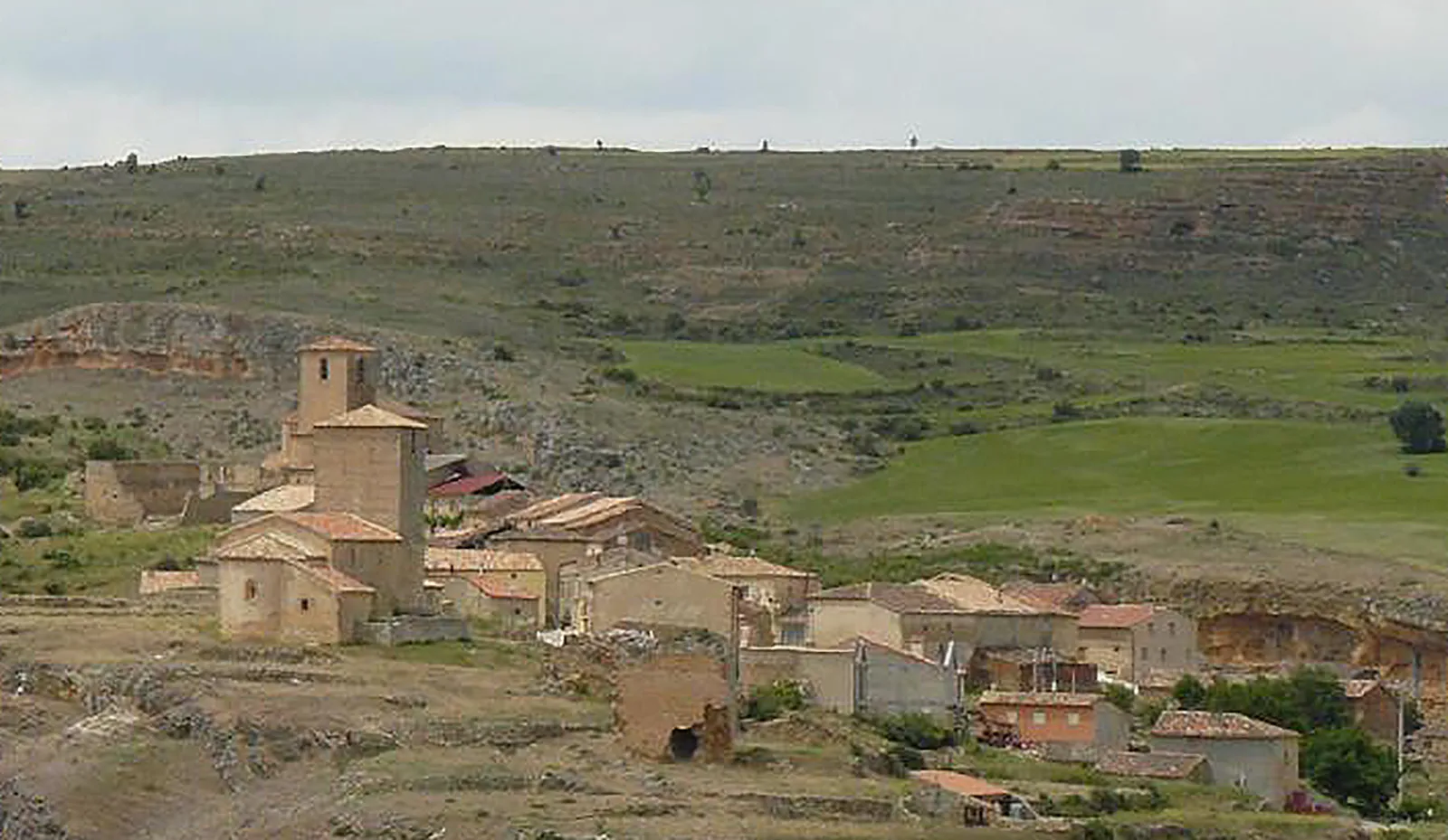 Caracena aprueba nuevas tarifas de agua y basura 2026