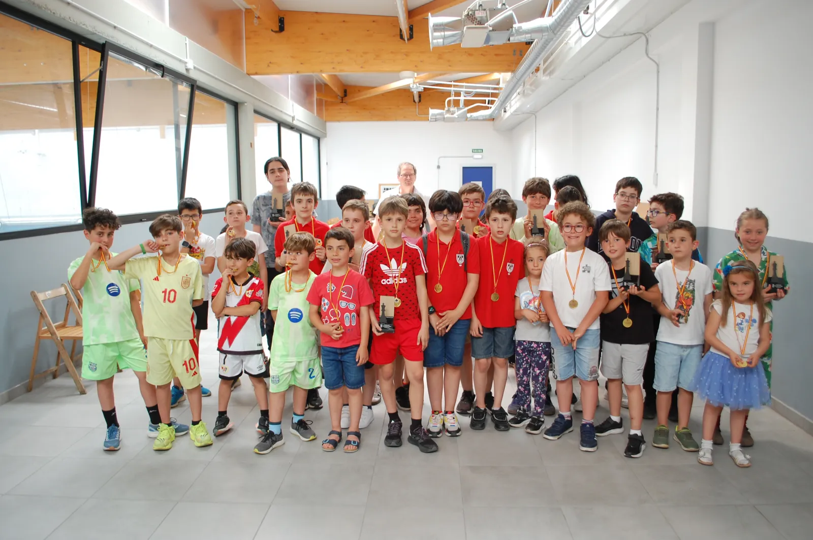 Foto 2 - Bruno Sanz se corona en el XII Torneo infantil de Ajedrez de Soria