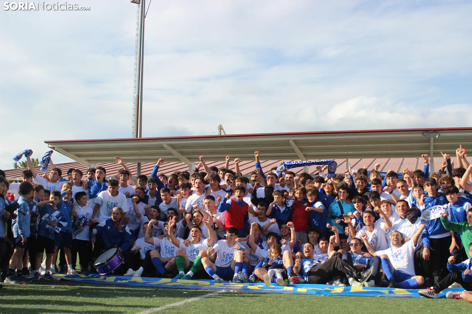 ¡Ascenso histórico por la puerta grande!: El C.D. Calasanz arrasa 7-0 y ya es equipo de Tercera RFEF
