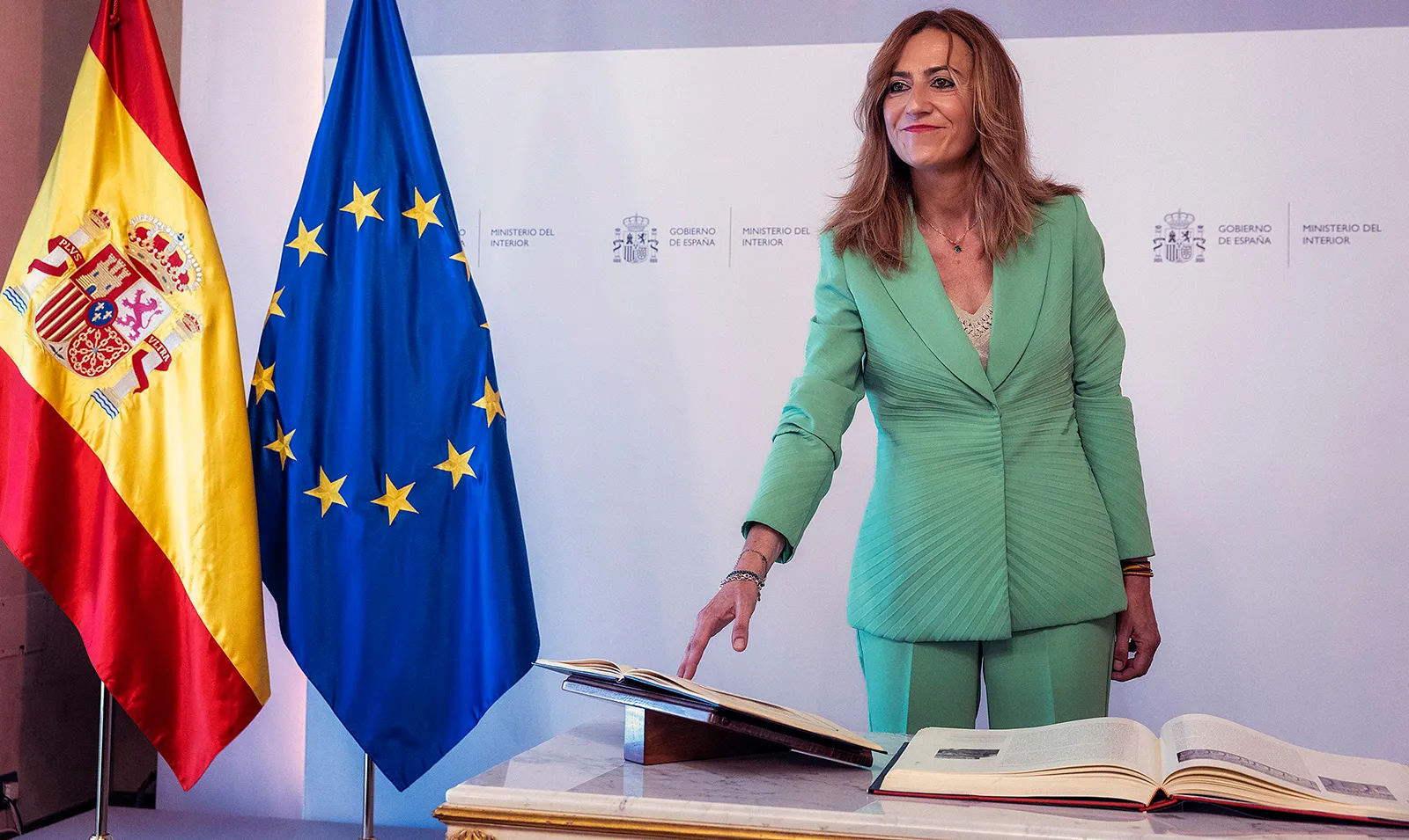 Virginia Barcones toma posesión al frente de la Secretaría de Protección Civil