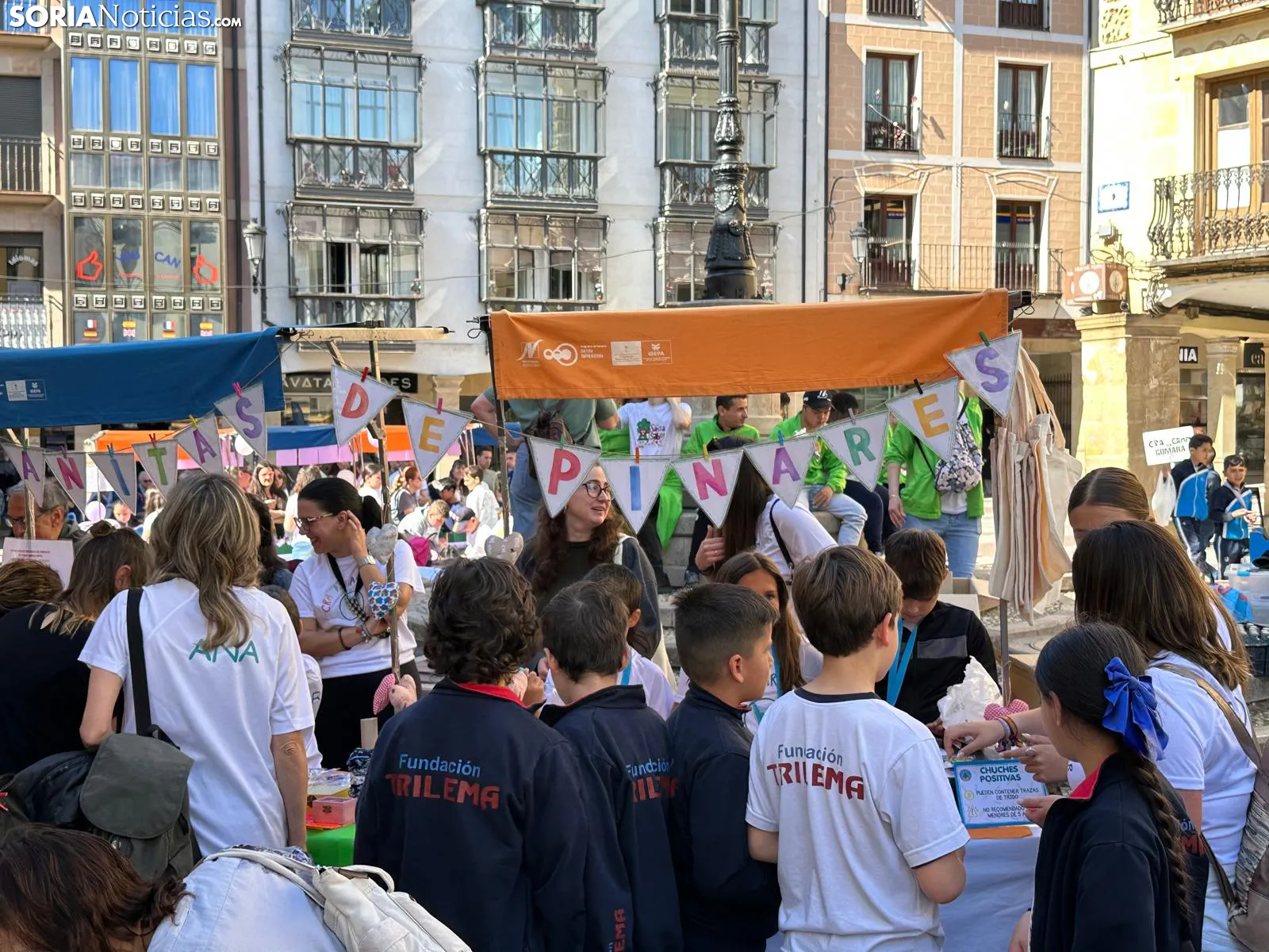 Foto 8 - M&aacute;s de 200 mini-emprendedores sorianos ponen en marcha sus cooperativas en la capital