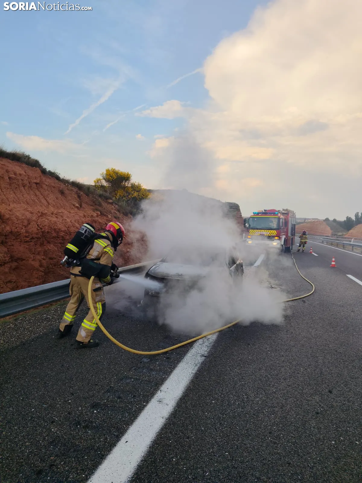 Una imagen de la actuación de Bomberos de Almazán. /SN