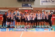 Foto 3 - El R&iacute;o Duero V&oacute;ley juvenil se cuelga el bronce nacional tras doblegar al Bar&ccedil;a