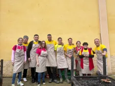 Foto 6 - La lluvia no frena la solidaridad en Vinuesa, que recauda 4.000 euros en su IV parrillada