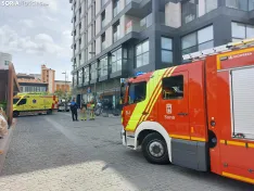 Foto 4 - Una conductora queda inconsciente al volante y colisiona en Mariano Granados