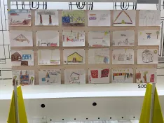 Algunos de los 189 dibujos expuestos en el museo Numantino. | SN