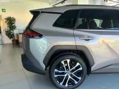 Foto 5 - Toyota presenta en Soria el RAV4, el coche m&aacute;s vendido del mundo, con un novedoso dise&ntilde;o