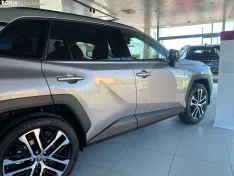 Foto 6 - Toyota presenta en Soria el RAV4, el coche m&aacute;s vendido del mundo, con un novedoso dise&ntilde;o