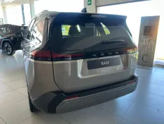 Foto 9 - Toyota presenta en Soria el RAV4, el coche m&aacute;s vendido del mundo, con un novedoso dise&ntilde;o